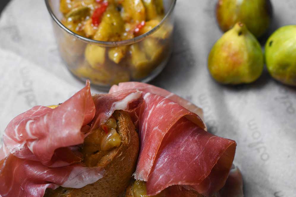 Mostarda di Fichi con Culatello e Crostone di Pane